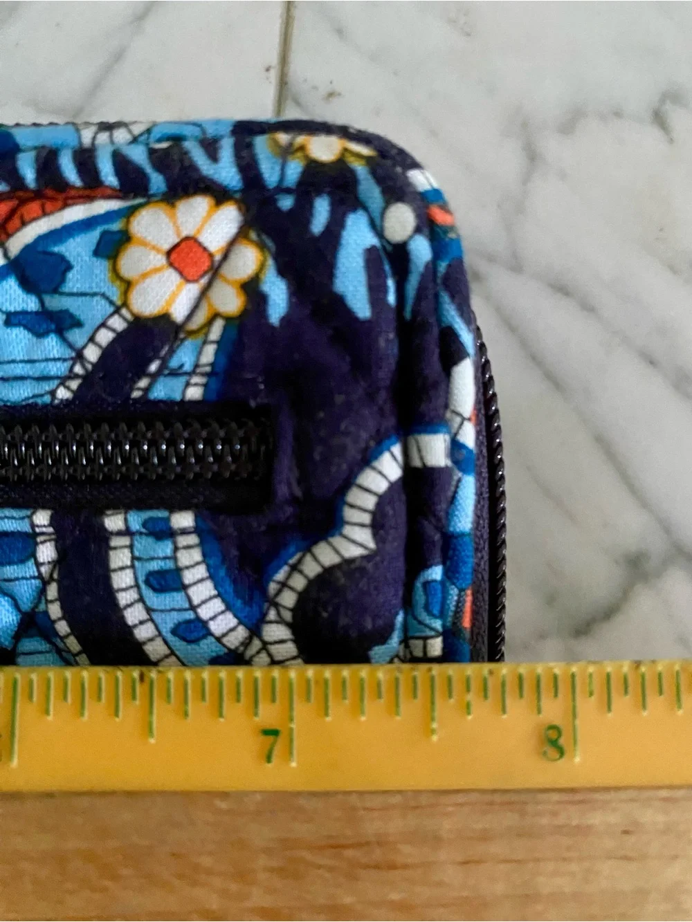 Vera Bradley MARRAKESH Turn Knob Zip Wallet - Clutch.  MINT Condition. Like New
